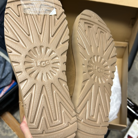 Ugg boots - Picture 4 of 4